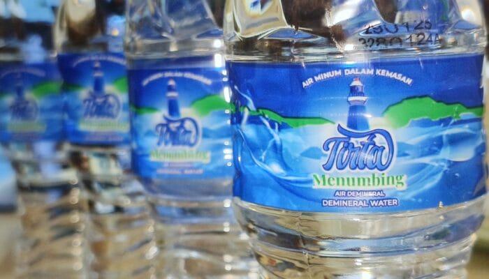 Penjualan Tembus 497 Dus per Bulan, Produksi Air Minum Tirta Menumbing Terus Meningkat