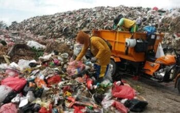 Tumpukan sampah di lokasi TPA Parit Enam, Kota Pangkalpinang.