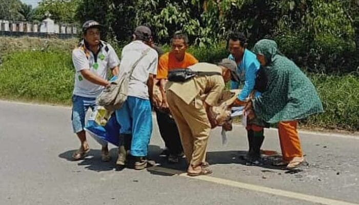 Tragis! Siswi SMKN 1 Kelapa Tewas Ditempat Usai Menabrak Mobil Parkir
