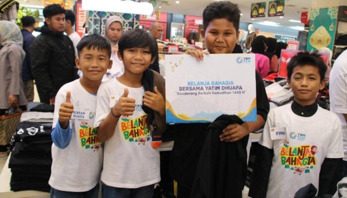 Program Belanja Bahagia, PLN Babel Hadirkan Senyum Kebahagiaan Anak Yatim Dhuafa