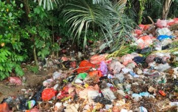 Sampah yang ada di Kecamatan Mentok. Foto: Sorotan Bangka.