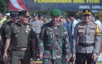 Kapolres Babar bersama Dandim 0431/Babar ,serta Kasat Pol PP Babar usai menghadiri apel gelar pasukan Operasi Ketupat Menumbing tahun 2024, di Mapolres Bangka Barat. (Foto/Fierly)