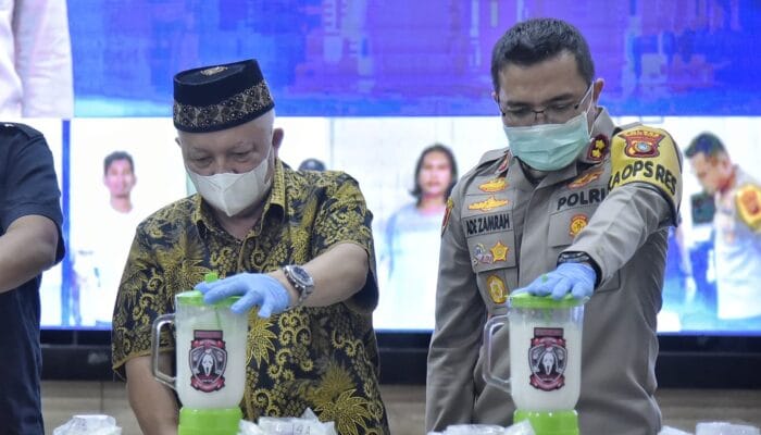 Polres Babar Musnahkan 35 Kilogram Sabu Lebih Awal, Ade Zamrah : Dua Masih DPO