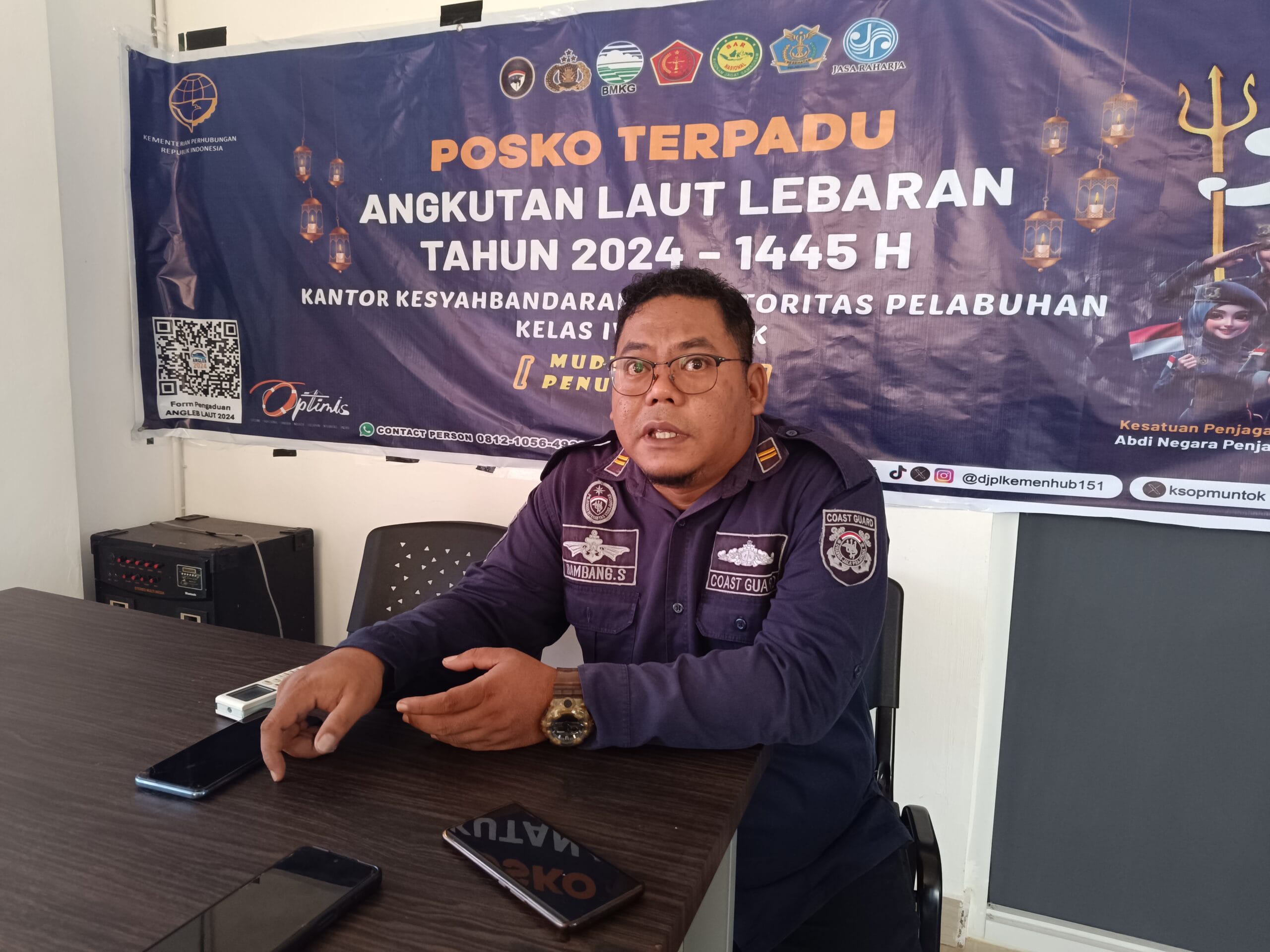 Petugas Bidang Kesyahbandaran KSOP Kelas IV Mentok, Bambang S