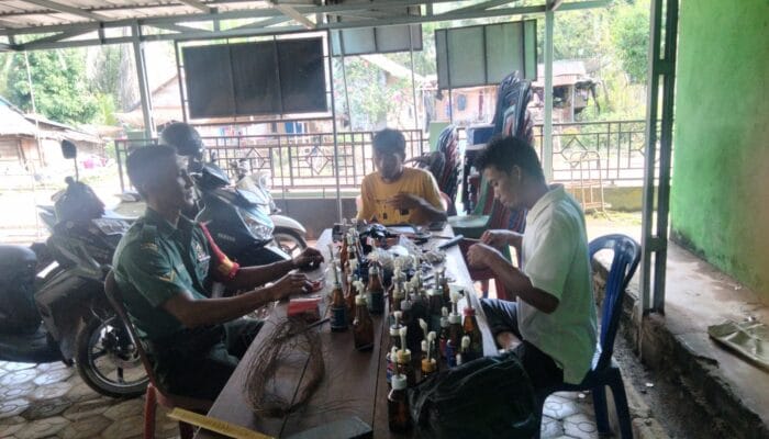 Babinsa Koramil  431-01/Jebus Datangi Dua Kadus, Ini yang Disampaikannya