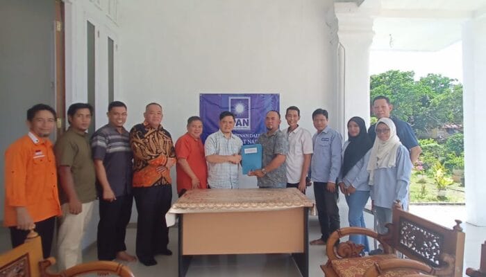 Usai Daftar di DPW Nasdem, Wabup Babar Ambil Formulir PAN 