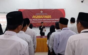 Pelantikan anggota PPK KPU Bangka Barat