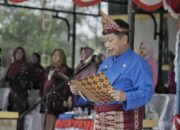 Sekretaris Daerah Bangka Barat, Muhammad Soleh saat membacakan amanat pembina upacara. Foto/Fierly