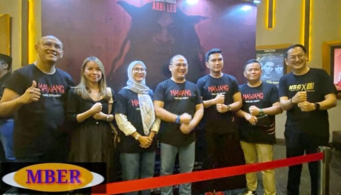 Hadiri Gala Prmiere Film Mawang Bersama Istri, Erzaldi: Teruslah Berinovasi