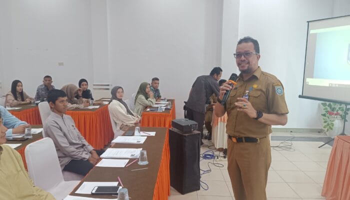 Disbudpar Babar Beri Pelatihan Bisnis ke Pengelola Objek Wisata