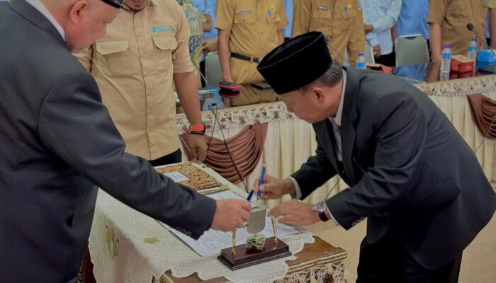 Kembali Dilantik sebagai Dirut Perumdam Tirta Sejiran Setason, Ini Target Najamuddin