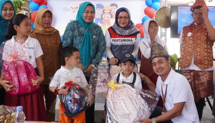 Program Kampung Literasi, Oca Tresia dan Pertamina Wujudkan Pendidikan Anak-Anak Rusun 26 Ilir Palembang