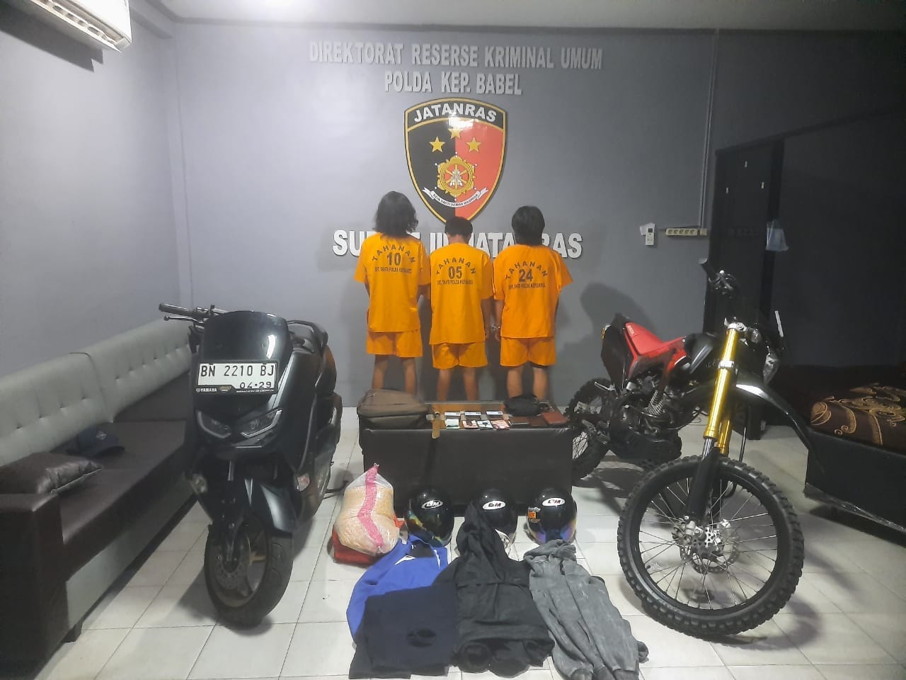 Tim Jatanras Polda Babel Bekuk Komplotan Pencuri Bersenjata Tajam. Foto: Istimewa.