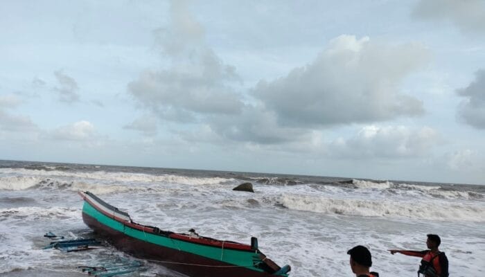 Tim Gabungan Lakukan Pencarian Nelayan 16 Tahun yang Hilang di Perairan Bangka