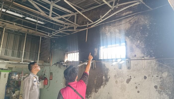 Kebakaran Toko di Parittiga, Diduga Arus Pendek Listrik