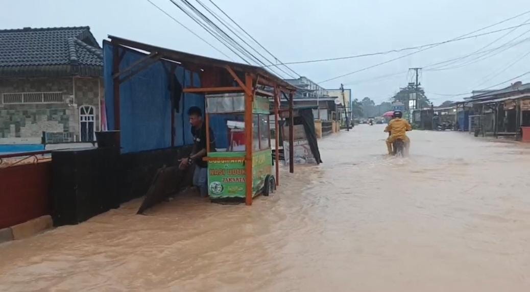 Banjir Parittiga. Foto: Sorotanbangka.