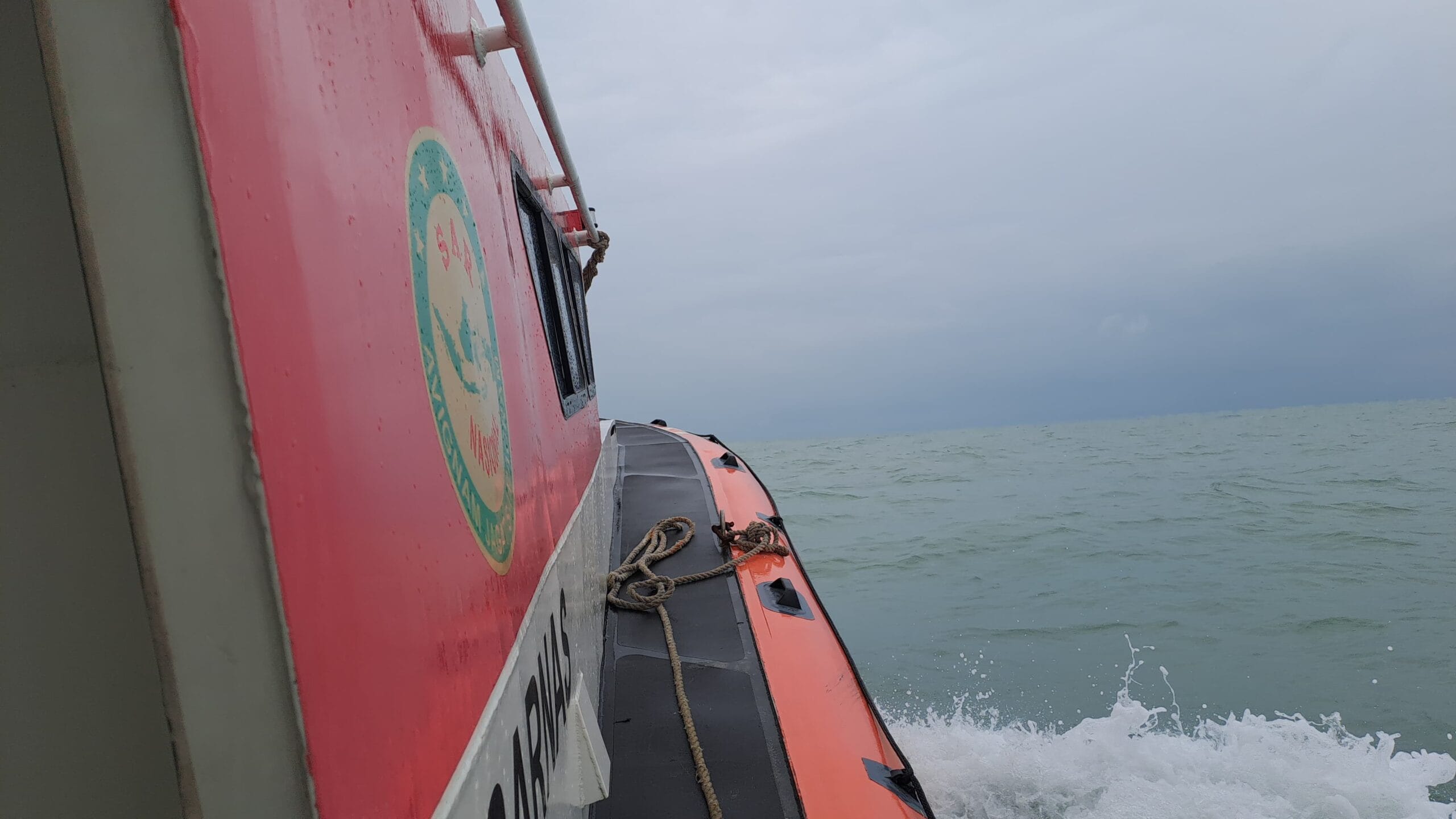 Basarnas Babel melakukan operasi pencarian orang hilang di Perairan Bangka Belitung. (Ist)