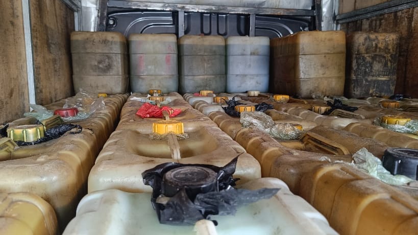 Barang bukti BBM yang diamankan. Foto: Sorotanbangka.