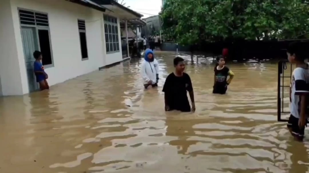 Kondisi banjir Kampung Ulu, Tanjung, Kecamatan Mentok, beberapa waktu lalu.