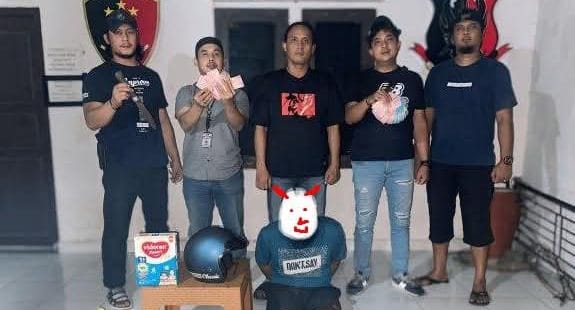 Pelaku diamankan Polresta Pangkalpinang. Foto: Istimewa.