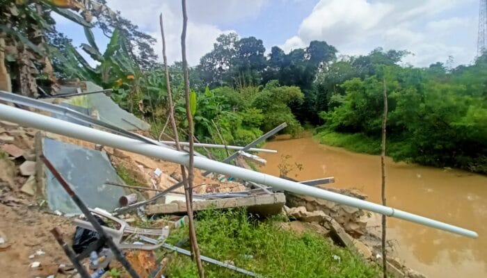 Warga Kampung Ulu Khawatir Terjadi Longsor Saat Curah Hujan Tinggi