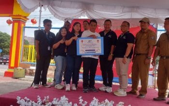 PT Wahana Ottomitra Multiartha Tbk (WOM Finance) membagikan Corporate Social Responsibility (CSR) sebagai bentuk kepedulian sosial. (Ist)