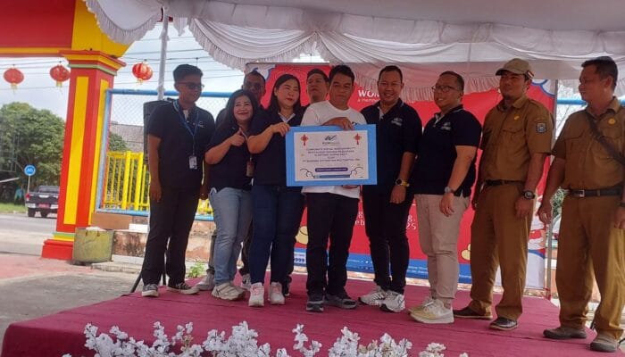 Di Momentum Imlek 2025, WOM Finance Revitalisasi Sarana Dan Prasarana Klenteng Melalui CSR