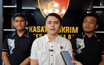 Kasat Reskrim Polres Bangka Barat, AKP Fajar didampingi KBO dan Kanit PPA. Foto: Sorotanbangka.