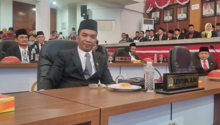 Masih Banyak Bangunan Sekolah yang Memprihatinkan,Anggota DPRD Babel Minta Pemda Fokus Perbaikan