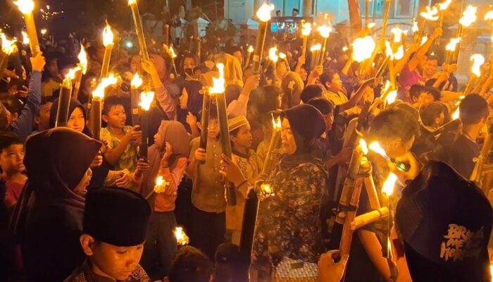 Warga Mentok Sambut Ramadan dengan Tradisi 3000 Culok