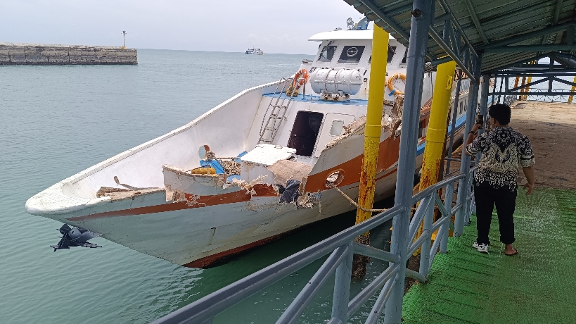 Kondisi terkini kapal Express Bahari. Foto: Sorotanbangka.