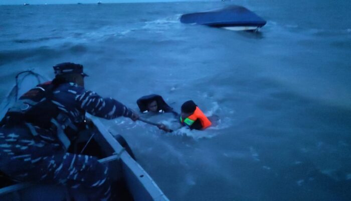 Kapal KCP Baracuda Milik PT Timah Tenggelam, Tim SAR Evakuasi 2 ABK