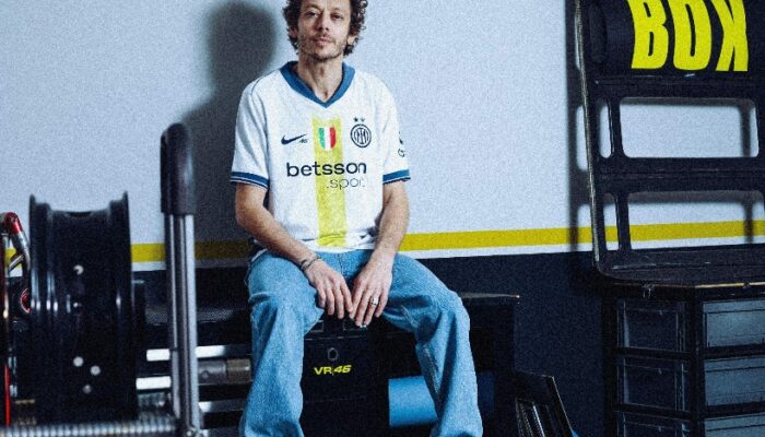 Inter Milan Luncurkan Jersey Edisi Khusus Valentino Rossi