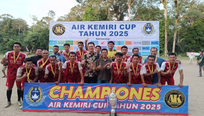 Markus Dukung Perkembangan Sepakbola Bangka Barat