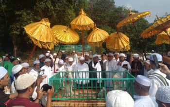 Ziarah Kute Seribu. Foto: Sorotanbangka.