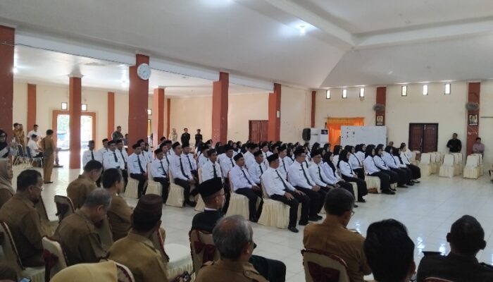 Pesan Tegas Markus Usai Lantik 84 PPPK Babar