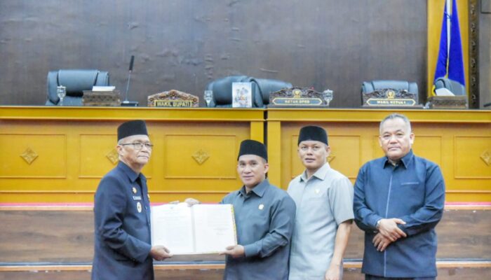 DPRD Babar Setujui Raperda Pertanggungjawaban Pelaksanaan APBD 2024