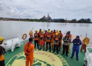 KM Osela Tenggelam, Basarnas Cari 8 ABK yang Hilang