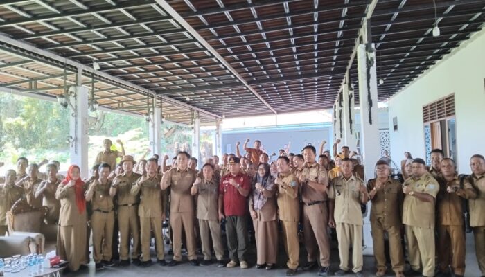 Rakor dengan Kades dan Lurah, Markus Bahas Batas Wilayah Hingga Koperasi Merah Putih