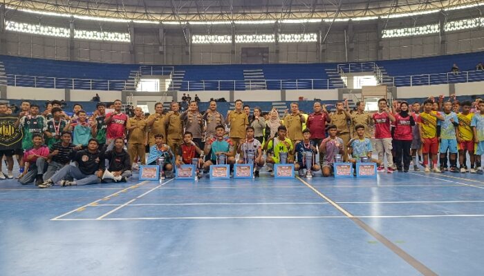 Smansa Kelapa dan Spensa Tempilang Kampiun Futsal Antar Pelajar Babar 2025