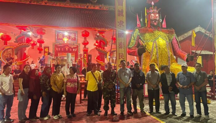 Tradisi Sembahyang Rebut Dirayakan Warga Tionghoa di Klenteng Kung Fuk Miau Mentok