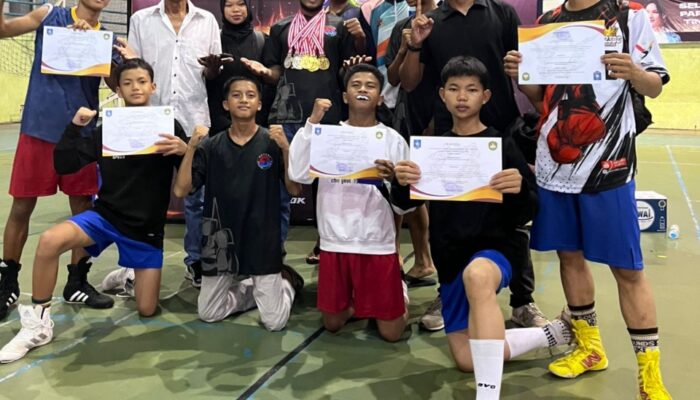 Meski Minim Dukungan, Petinju SFBC Mentok Ukir Prestasi di Babel Super Fight 2025