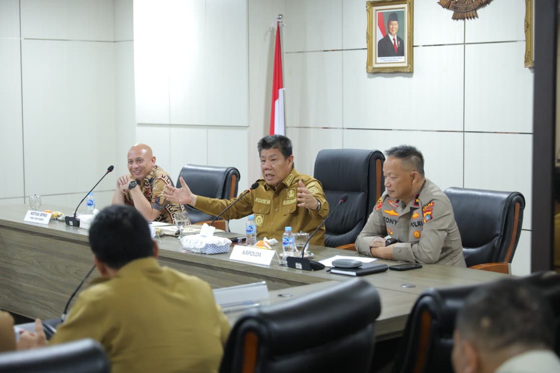 Rapat soal timah. Foto: Istimewa Pemerintah Babel.
