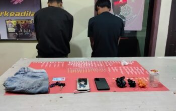 Polres Babar Bekuk 2 Pengedar Narkoba, 93 Paket Sabu dan 16 Butir Ekstasi Disita. Foto: Humas Polres Babar.