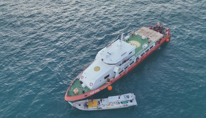 Basarnas Babel Selamatkan 4 ABK Kapal Nur Aini yang Alami Mati Mesin