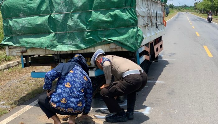 Remaja 16 Tahun di Terentang Tewas Usai Tabrak Truk