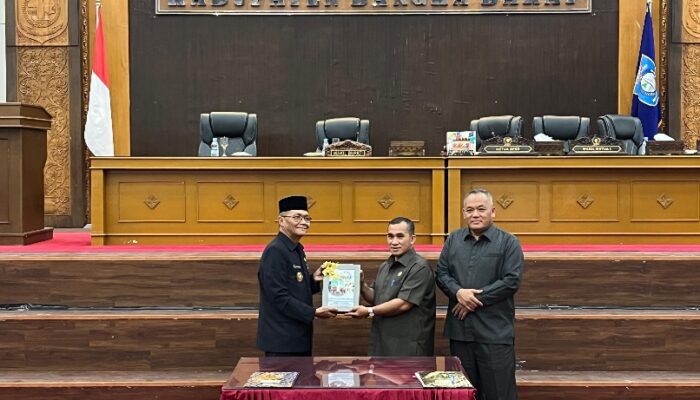 Pemkab Bangka Barat dan DPRD Sahkan Raperda RPJMD 2025–2029