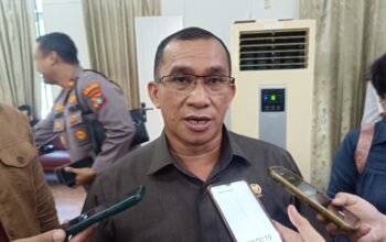 Ketua DPRD Bangka Barat, Badri Syamsu. Foto: RR.