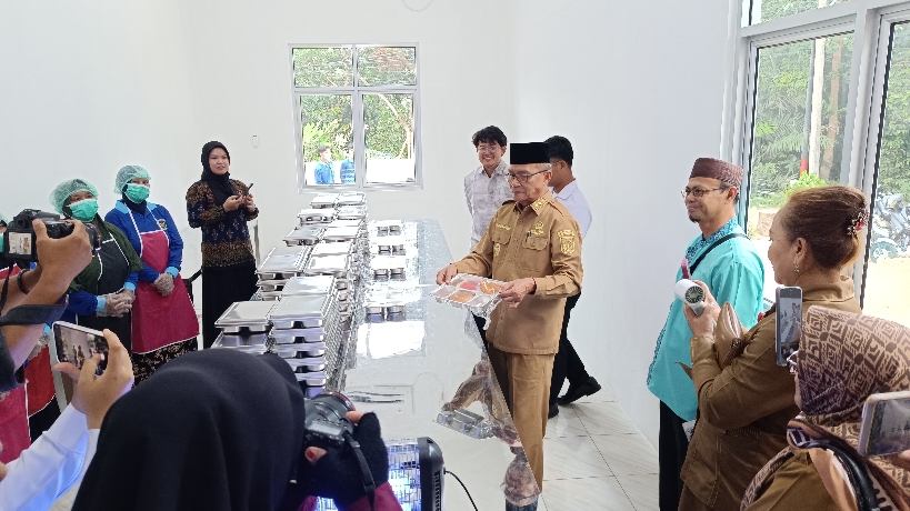 Yus Derahman Usai Pembukaan SPPG. Foto: Rizki R