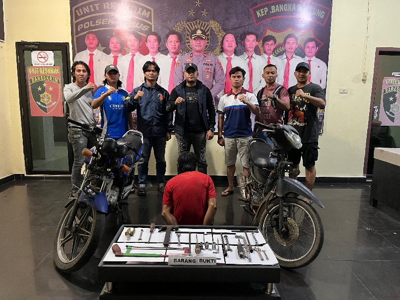 Pelaku diamankan di Mapolsek Jebus. Foto: Ist/Polsek Jebus